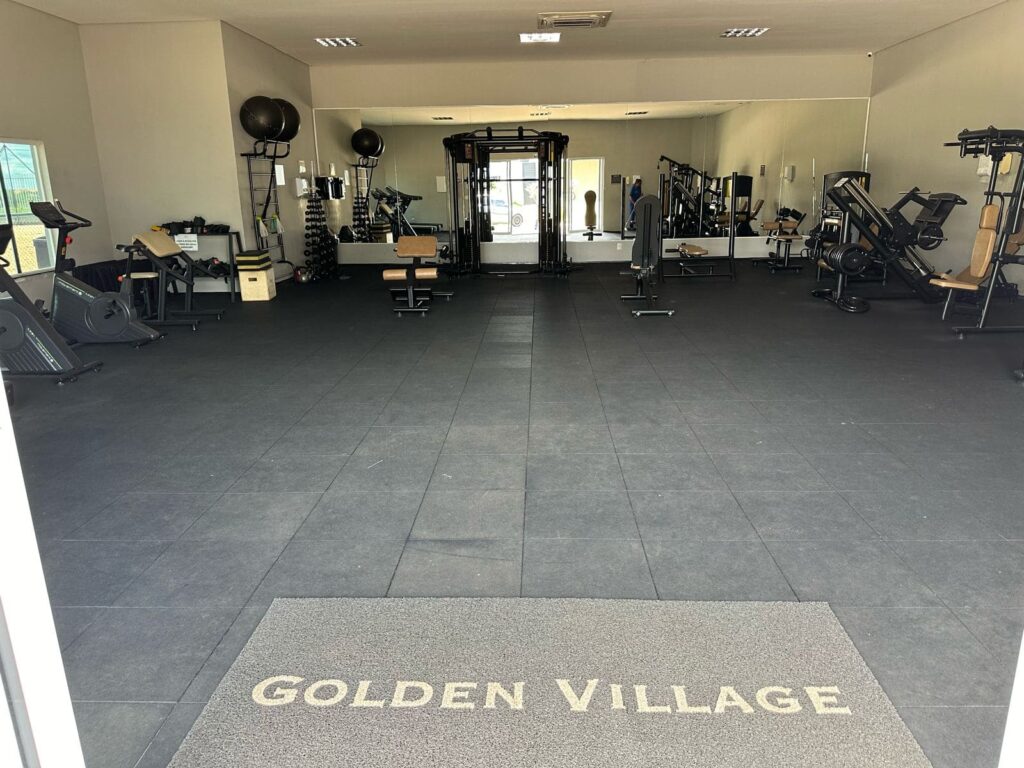 Academia completa Golden Village