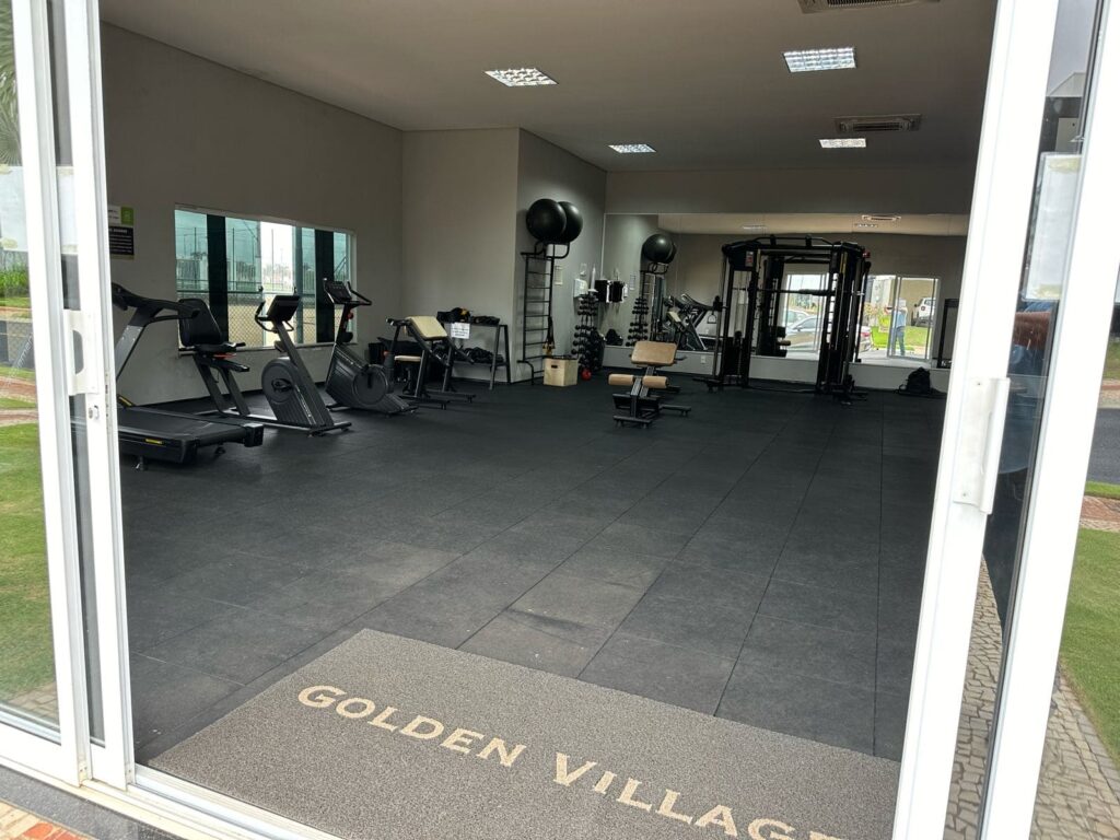 Academia completa Golden Village